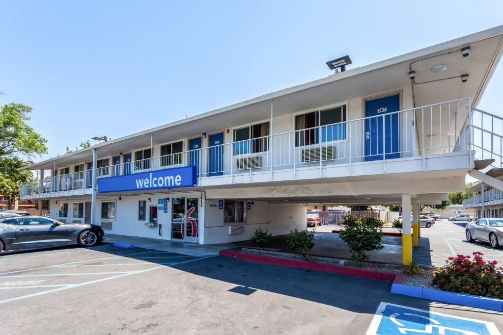 Motel 6 Sacremento Ca - Downton Main image 1